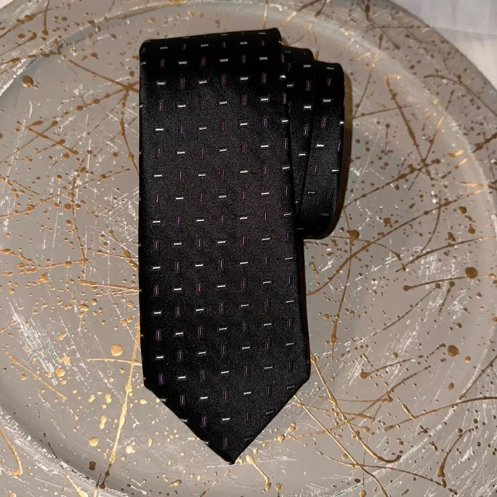 Michael Kors Black Purple Silver Textured 💯 Silk Tie